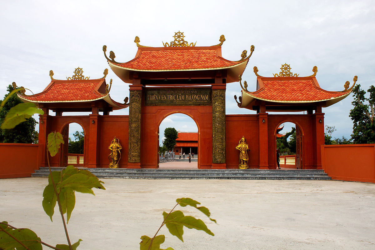 Khám phá thiền viện Trúc lâm Phương Nam 